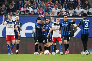 HSV en Paderborn schieten eigenlijk niets op met gelijkspel in strijd om promotie