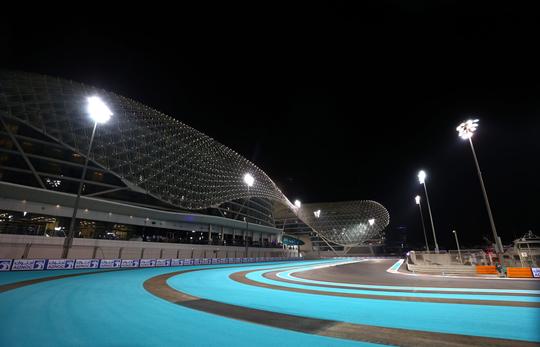 🎥 | Zo ziet het nieuwe Yas Marina Circuit in Abu Dhabi eruit on track