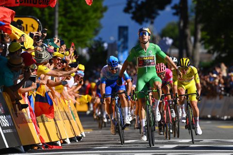 Superman Wout van Aert wint zijn 2e rit in de Tour de France 2022