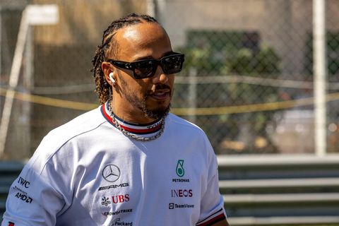 Finish achter safetycar bezorgt Hamilton déjà vu: 'Deze keer wel de regels gevolgd'