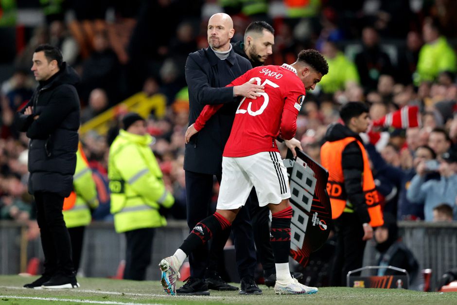 Jadon Sancho 💔 Erik ten Hag: Sancho verbannen van eerste teamfaciliteiten