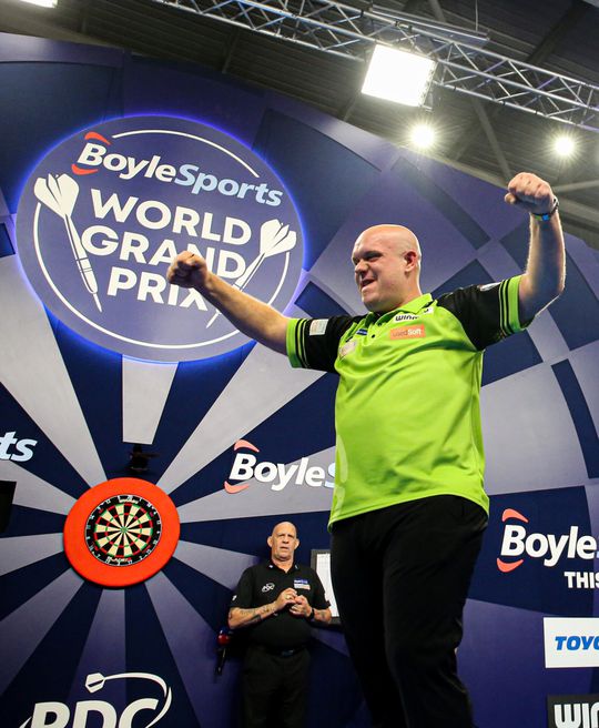 🎥​ | HOPPA! Michael van Gerwen verliest scherpte maar is wél winnaar World Grand Prix