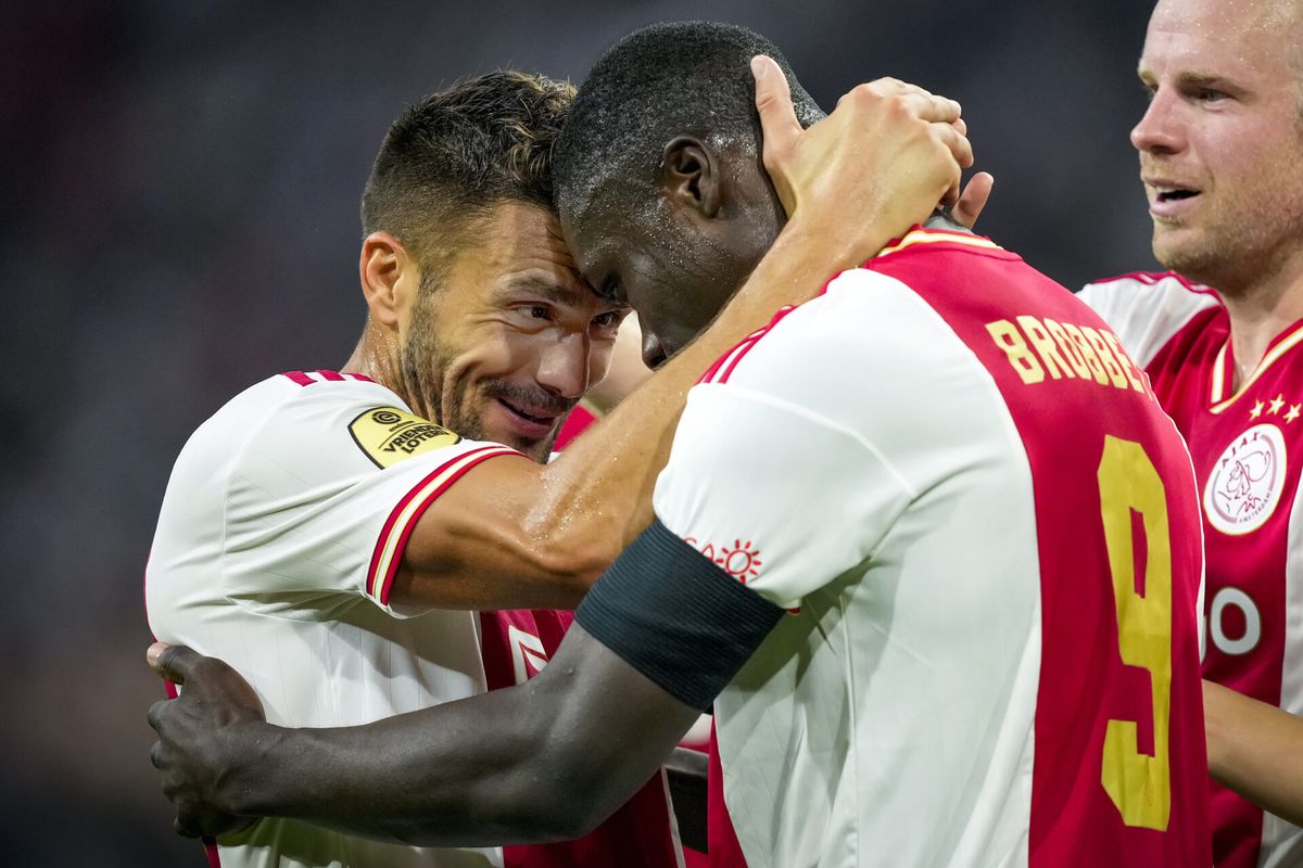TV-gids: op deze zender is Liverpool - Ajax te zien