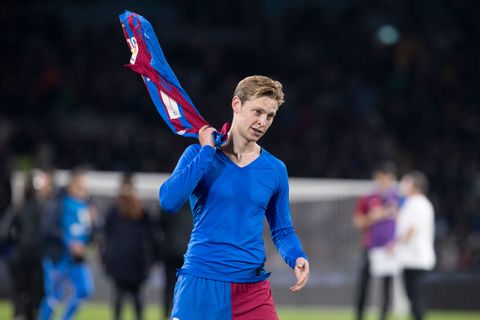 'ManUnited en Barça bereiken akkoord over Frenkie de Jong, Nederlander gaat meer verdienen dan CR7'