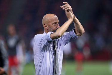 Voetballegende Gianluca Vialli stopt met werken bij Italië om zich te richten op strijd tegen kanker