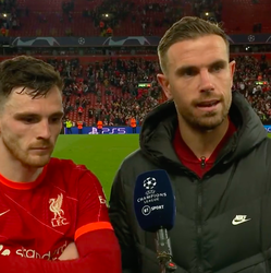 🎥 | Jordan Henderson 'claimt' goal tegen Villarreal: 'De bal ging er toch in één keer in?'