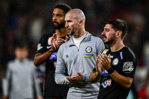 Trainer van Sturm Graz is eerlijk: 'We waren echt kansloos tegen PSV'