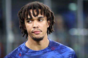 Keiharde kritiek voor TAA: 'Alexander-Arnold is een verdediger van Championship-niveau'