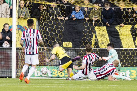 Willem II geeft 2-0-voorsprong uit handen in play-off-duel: VVV met goed gevoel naar Tilburg