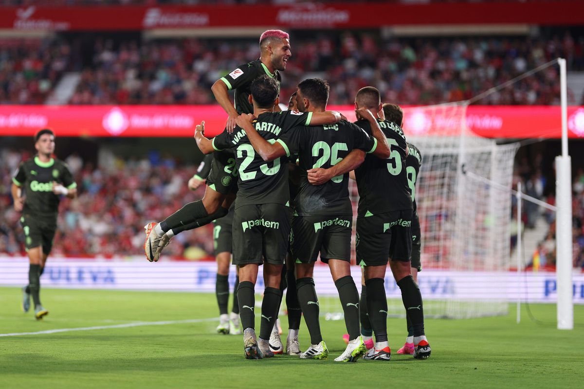 Daley Blinds Girona wint van Granada en staat gedeeld 2e in LaLiga