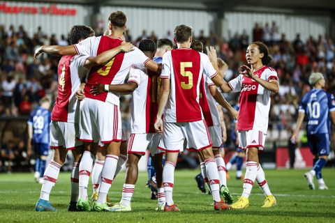 Jong Ajax is heer en meester tegen Heracles, TOP Oss wint van Jong PSV en FC Dordrecht piekt te vroeg