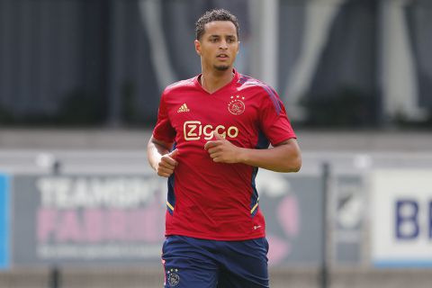 'Dit is niet het einde van de wereld voor Ihattaren, ik begreep voetbal ook pas toen ik 23 was'