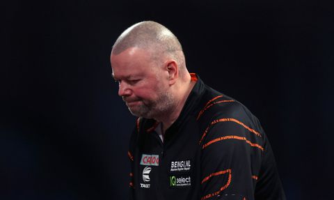 Uitslagen UK Open Darts, 4e ronde: Van Gerwen net aan door, Van Barneveld uitgeschakeld
