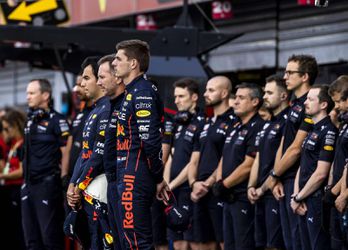 📸😢 | Formule 1-coureurs staan op Monza stil bij overlijden koningin Elizabeth