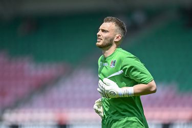 Ronald Koeman passeert Jasper Cillessen voor Nations League-eindronde