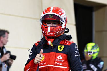 Charles Leclerc (Ferrari) na pole position in Bahrein: ‘Laatste 2 jaar waren heel erg lastig'