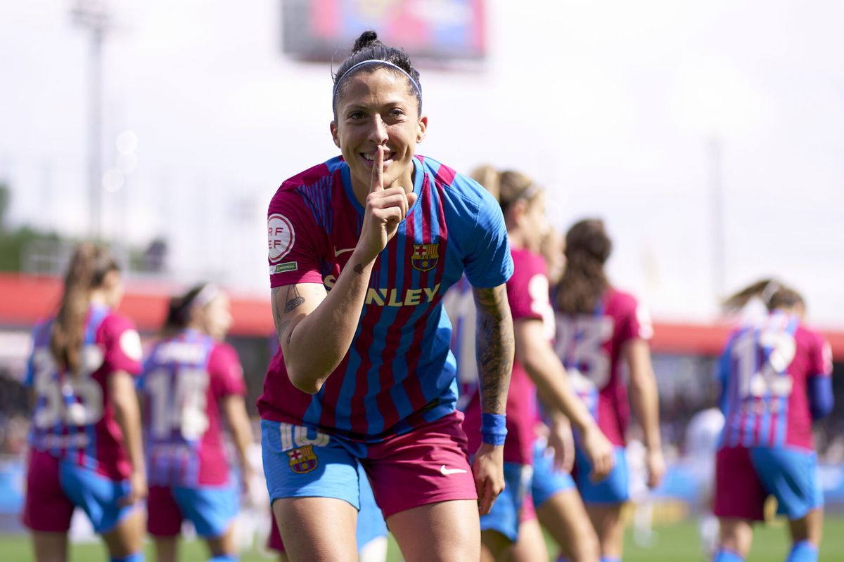 FC Barcelona Femini in stijl kampioen van Spanje: dikke zege in El Clásico