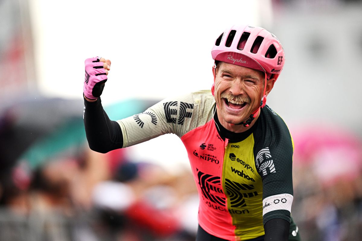 Magnus Cort komt niet tekort en pakt 10e Giro-etappe; check het klassement