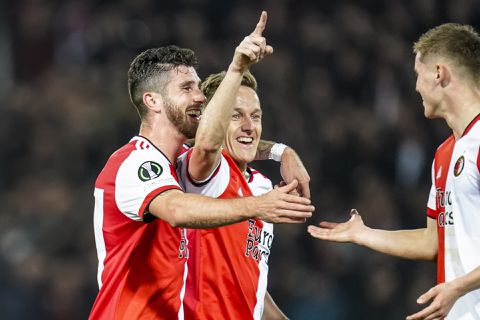 Cyriel Dessers pakt Europees doelpunt van Toornstra af: 'Sorry Jens, maar ik pik hem wel'