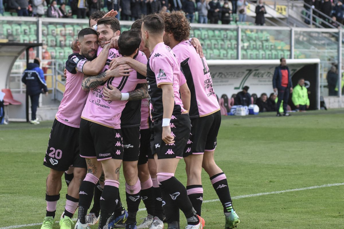 'Gepromoveerde Palermo bijna in handen van City Football Group'