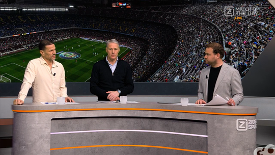 🎥 | Marco van Basten en Khalid Boulahrouz in vorm voor Clásico: 'Hij lijkt op Van Beukering'