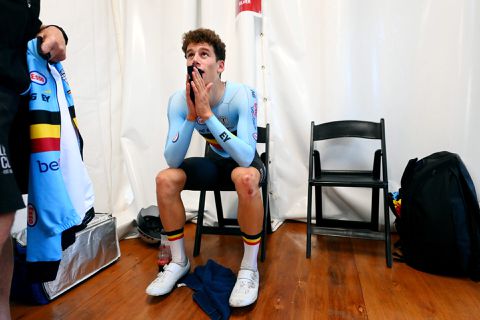 WK wielrennen twijfelgeval voor Belg Alec Segaert: tas met paspoort gestolen in de trein