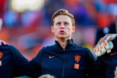 'Frenkie de Jong wil bij Barça blijven, maar Nederlander niet akkoord met salarisverlaging'