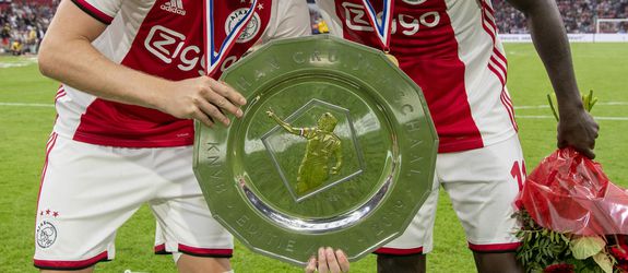 Dit zijn de vermoedelijke opstellingen van Ajax en PSV bij de Johan Cruijff Schaal