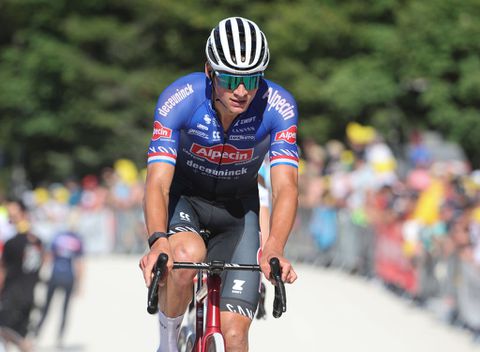 Mathieu van der Poel is terug in koers en werkt toe naar WK: ‘Stond stil in de Tour’