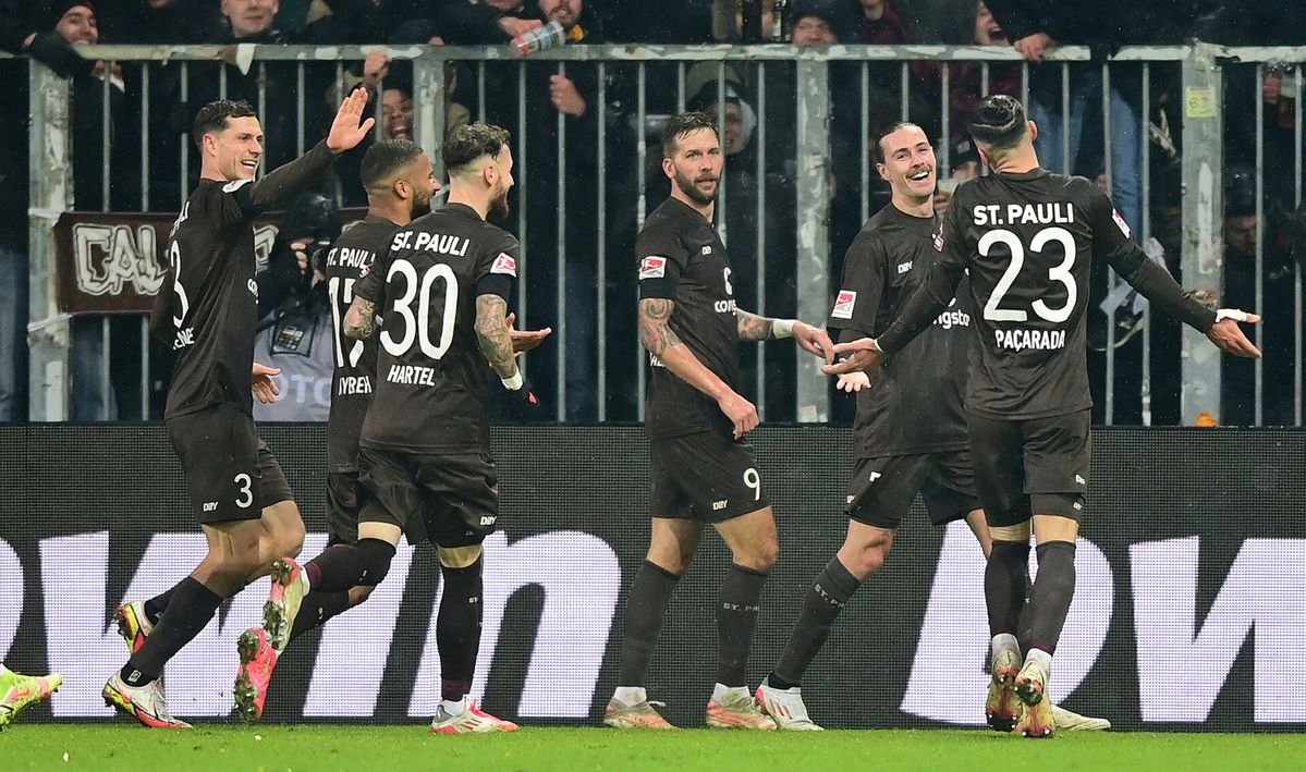 St. Pauli wint topper van Schalke 04 en is langzaam op weg naar kampioenschap 2e Bundesliga