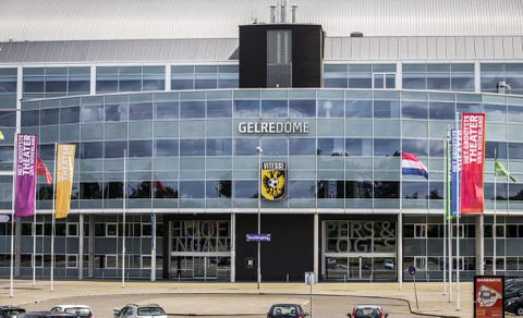 Oyf scheldt schulden kwijt: Vitesse meer zeggenschap in nieuwe eigenaar