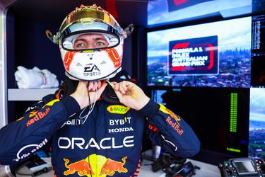 🎥 | Verstappen na rommelige 1e dag in Australië: 'De auto gaat op zich wel goed!'