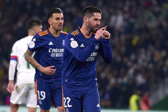 Real Madrid wacht tot 108e minuut om Elches bekerdroom de nek om te draaien