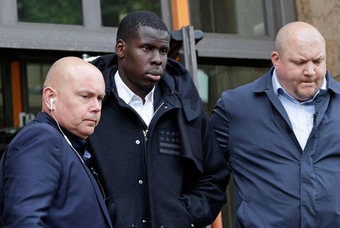 West Ham-verdediger Kurt Zouma bekent dat hij zijn kat schopte en bekogelde