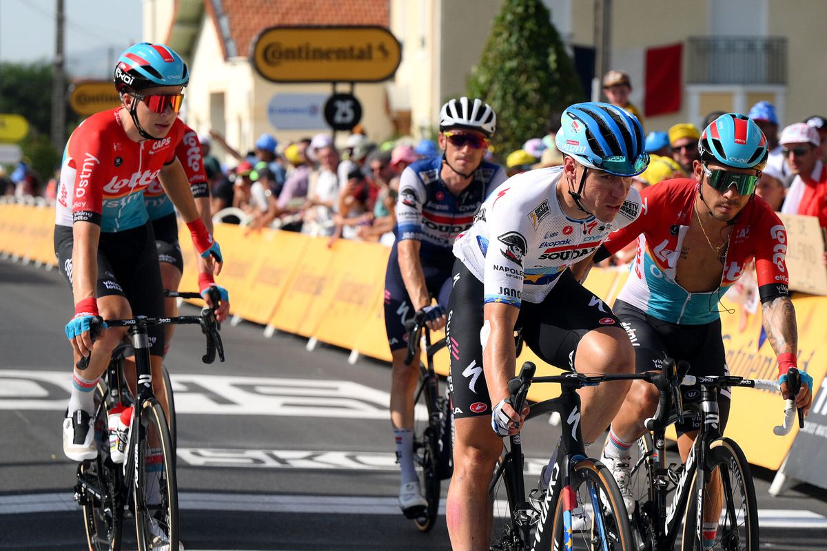 Fabio Jakobsen vol op standje overleven in Tour de France: 'Begon aan alles te twijfelen'