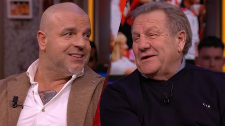 🎥  | Andy van der Meijde op z'n pik getrapt door Theo Janssen: 'Hij is nu bij de McDrive'