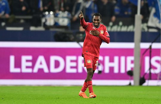 Kijk je mee, Ronald? Duitse voetballers vinden Jeremie Frimpong de beste rechtsback van de Bundesliga