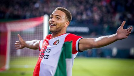 'Frank Arnesen gaat koopoptie in huurcontract Cyriel Dessers lichten'