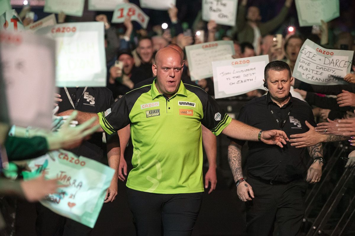 Michael van Gerwen lijkt toch nog last te hebben van blessure en meldt zich af voor Euro Tour