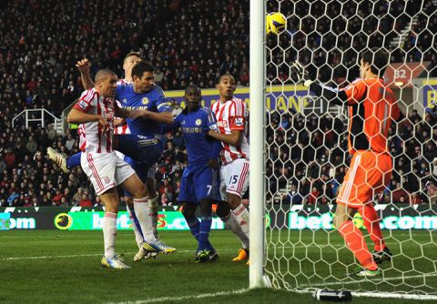 Wout Faes is niet de eerste Premier League-speler met 2 eigen goals in 1 wedstrijd