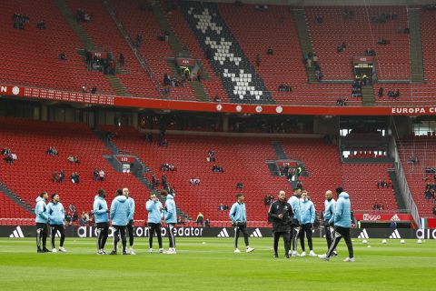 Dit zijn de opstellingen der beide elftallen voor de Klassieker Ajax - Feyenoord