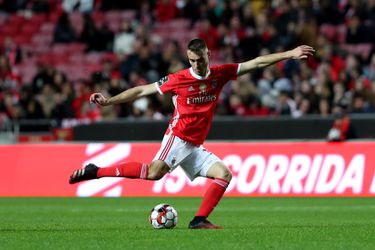 Vitesse huurt Benfica-verdediger met Champions League-ervaring