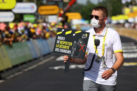Comeback van de mondkapjes: 'Organisatie Tour de France voert coronaprotocol in’
