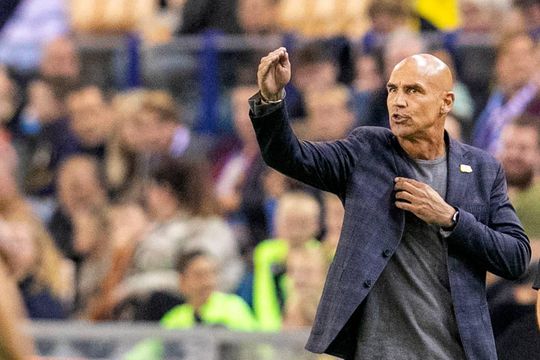 'Breuk bij Vitesse in aantocht: trainer Thomas Letsch op weg naar Bochum'