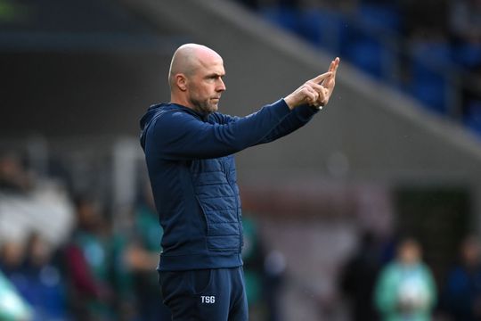 'Alfred Schreuder nummer 1 op lijstje van Ajax voor opvolging Erik ten Hag'