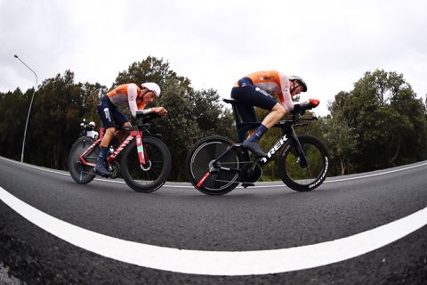 Meer incidenten bij WK wielrennen: 'Tienermeiden moesten zonder iemand van KNWU op reis'