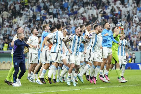 Opvallendste WK-momenten: magie van Messi, excuus van Marco van Basten