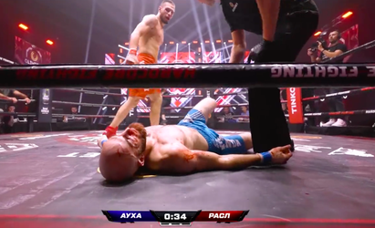 🎥 | KO! Vechter Ruslan Veretenin slaat opponent volledig uitgeteld tegen de vlakte