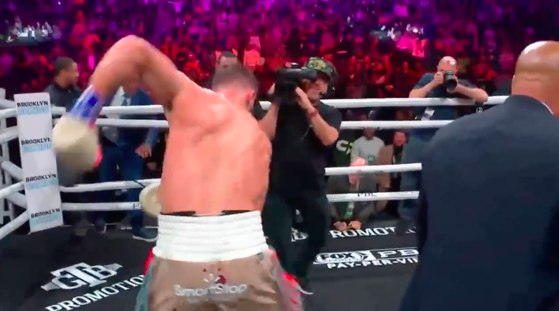 🎥 | Respectloze Plant kleineert Dirrell na keiharde KO door hem 'te ...