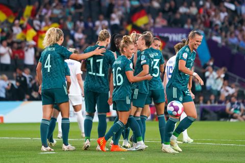 EK: Duitsland verslaat ook Finland, 2017-finalist Denemarken uitgeschakeld